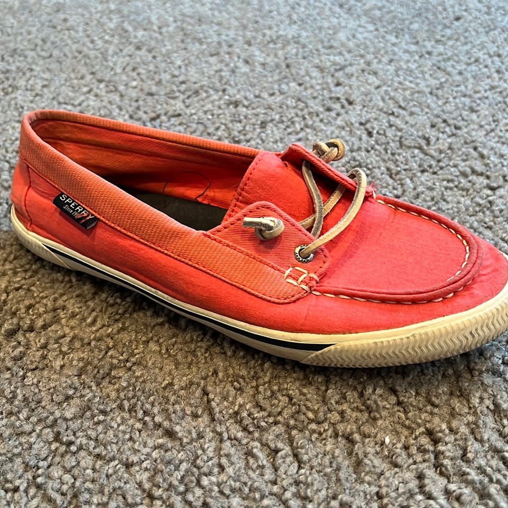 Women’s Sperry dock shoes
